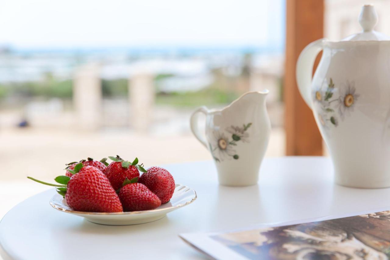 Emozioni Di Casa Barone Aparthotel ชิคลี ภายนอก รูปภาพ